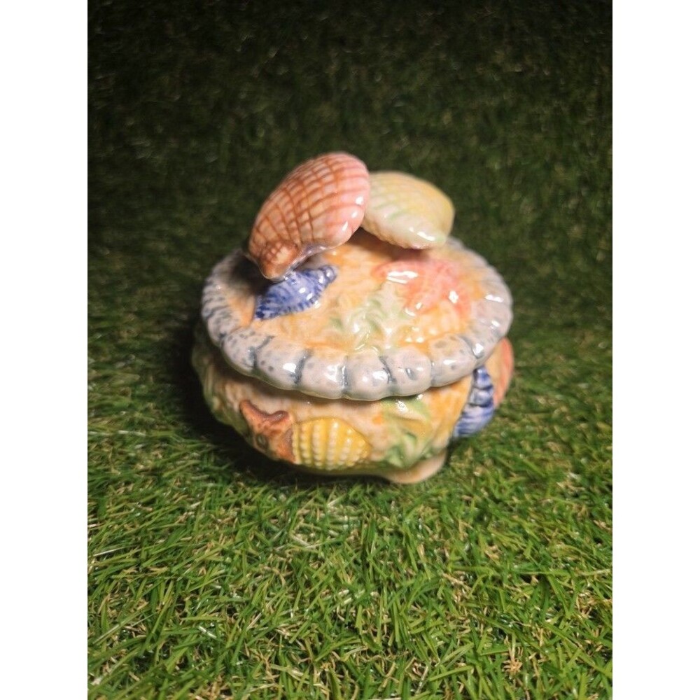 Porcelain Shell Trinket Dish Lidded 5.5 In Pastel Colors Starfish Beach Coastal